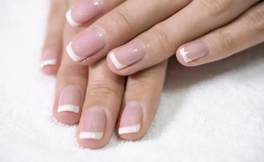French na paznokciach - jak zrobić idealny manicure?