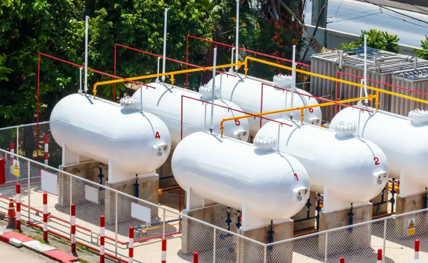 LPG jak powstaje - odkryj procesy i źródła skroplonego gazu