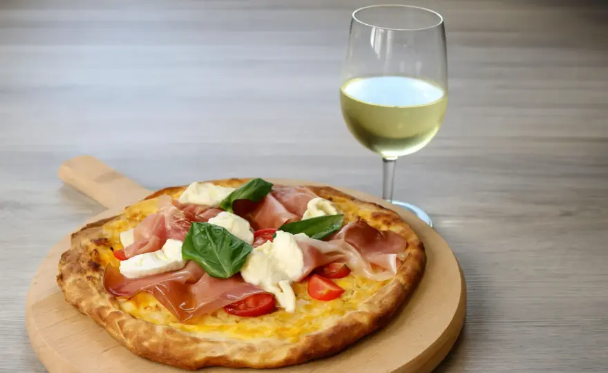 Vino e pizza - L'abbinamento perfetto esiste? Scopri come sceglierlo