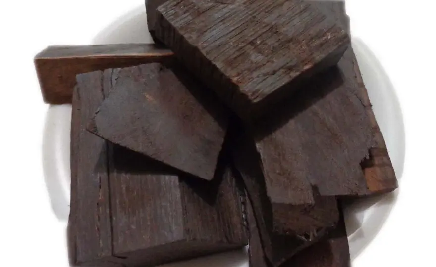 Legno più costoso - African blackwood, Agarwood o Ebano?