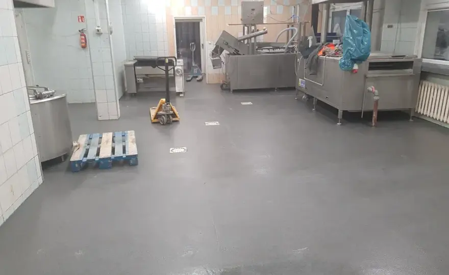 Ile schnie wylewka betonowa? Sprawdź realny czas i czynniki
