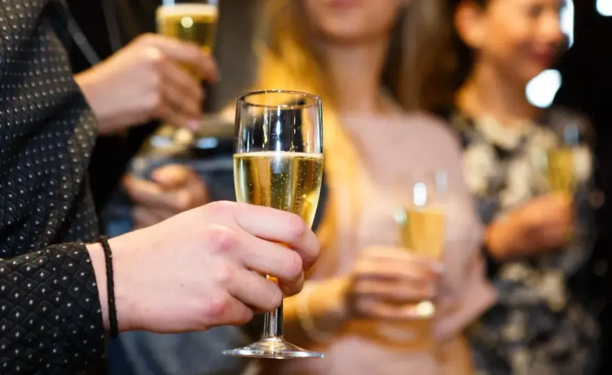 Alkomat online ile mogę wypić? Sprawdź bezpieczne limity alkoholu