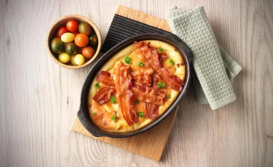 Tjockpannkaka med bacon - så får du den saftig och gyllene