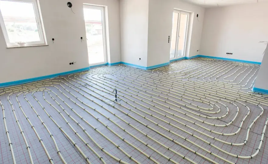 Ogrzewanie podłogowe w bloku: zalety, wady i koszty instalacji