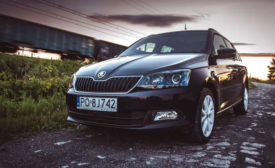 Skoda Fabia pojemność baku paliwa – co musisz wiedzieć o 45 litrach?