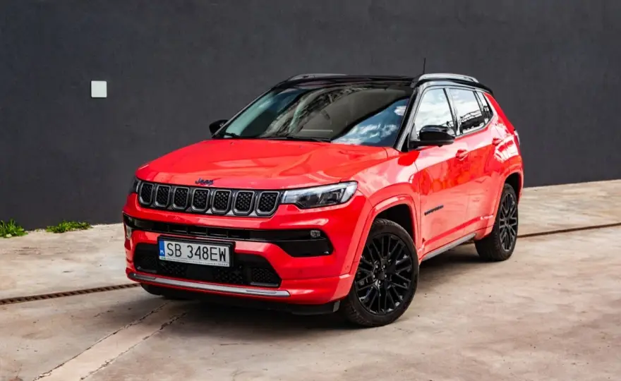 Nowy Jeep Compass - Ceny w Polsce i opinie. Którą wersję wybrać?
