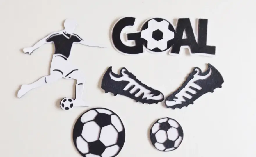 Manualidades de fútbol fáciles para decorar, jugar y regalar