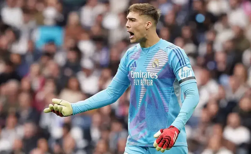 Bramkarz Realu Madryt - Courtois czy Lunin? Analiza
