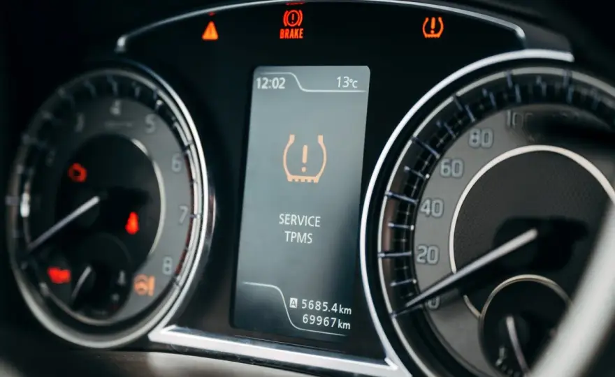 Kontrolka TPMS świeci? Zgaś ją prawidłowo!