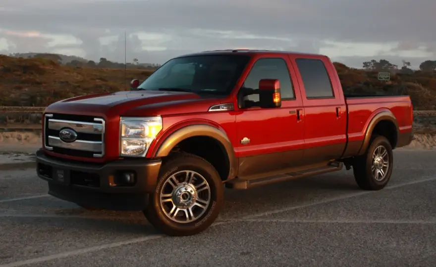 Ford F-350 Super Duty - Czy to auto dla Ciebie? Poradnik