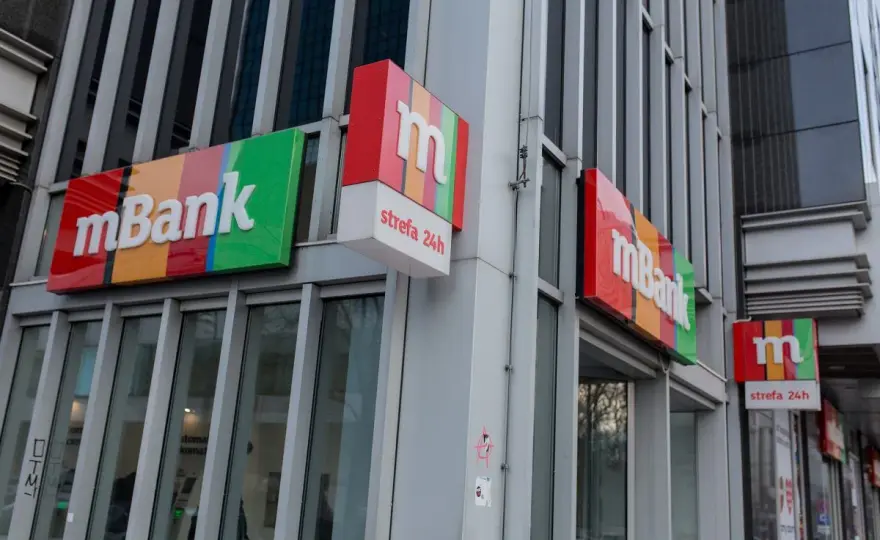 mBank: Co się dzieje? Awarie, finanse, nowe opłaty - wszystko tu