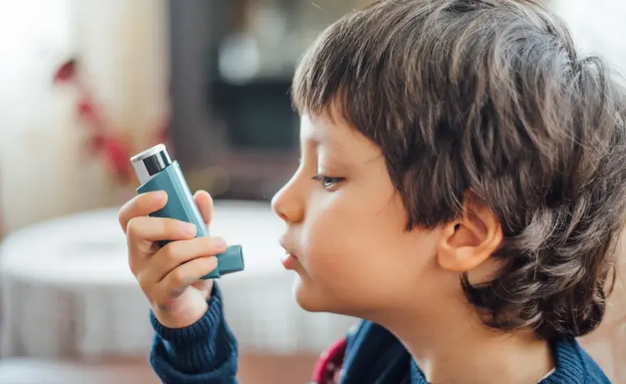 Asma allergica nei bambini - sintomi, cure e crisi