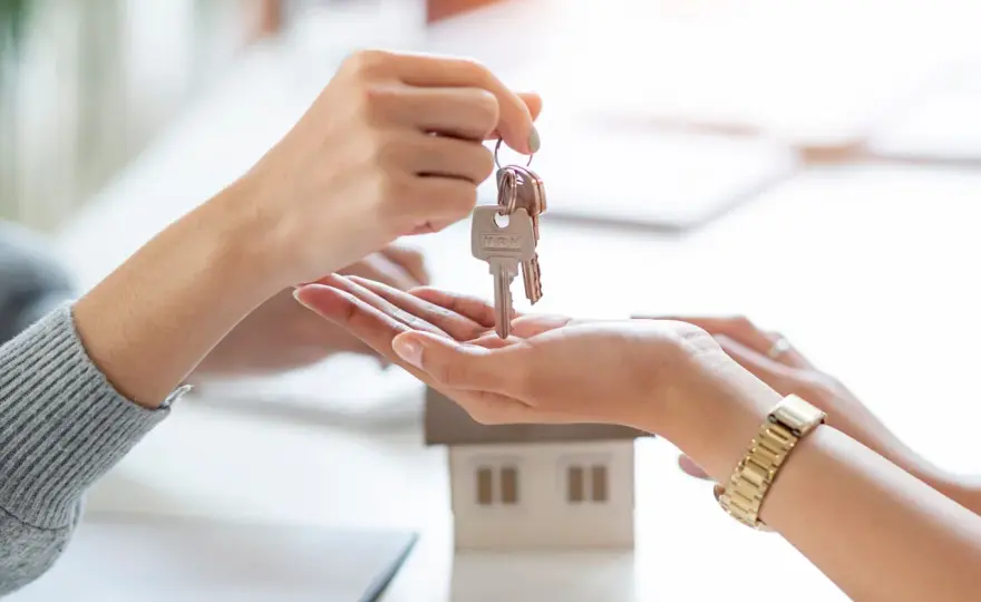 CRU vivienda: ¿Qué es y cómo evitar errores al comprar?