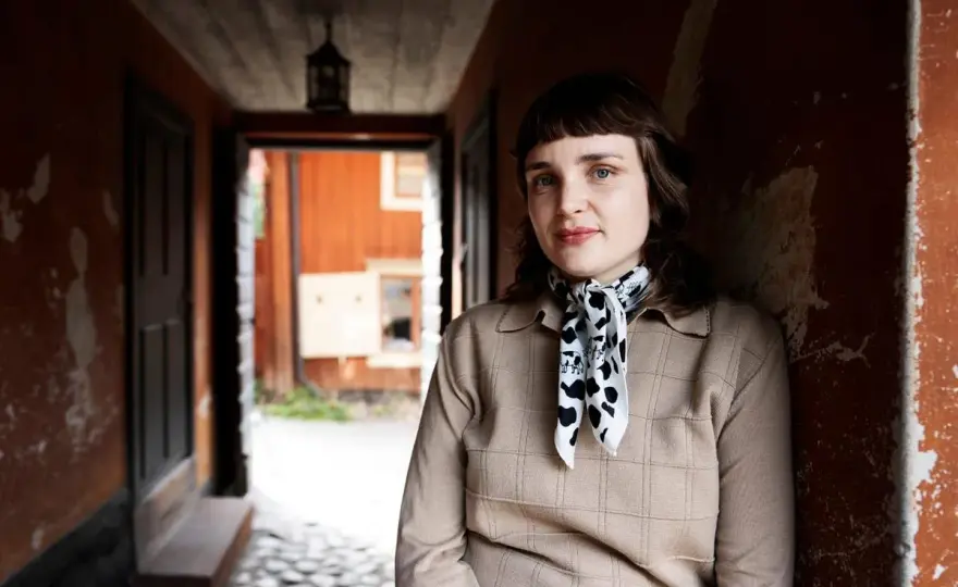 Sanna Samuelsson och Mjölkat - från kritik till debutroman