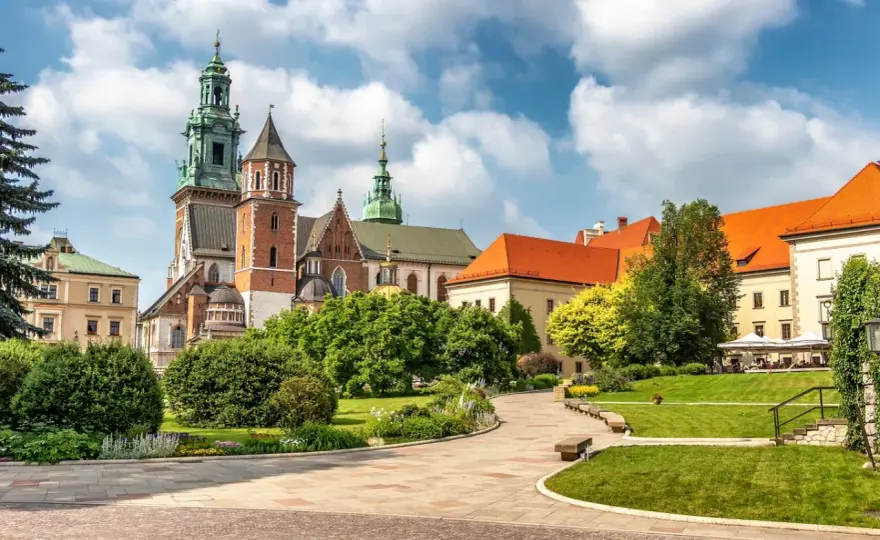 Wawel - jak zwiedzać? Bilety, trasy, dojazd i czas