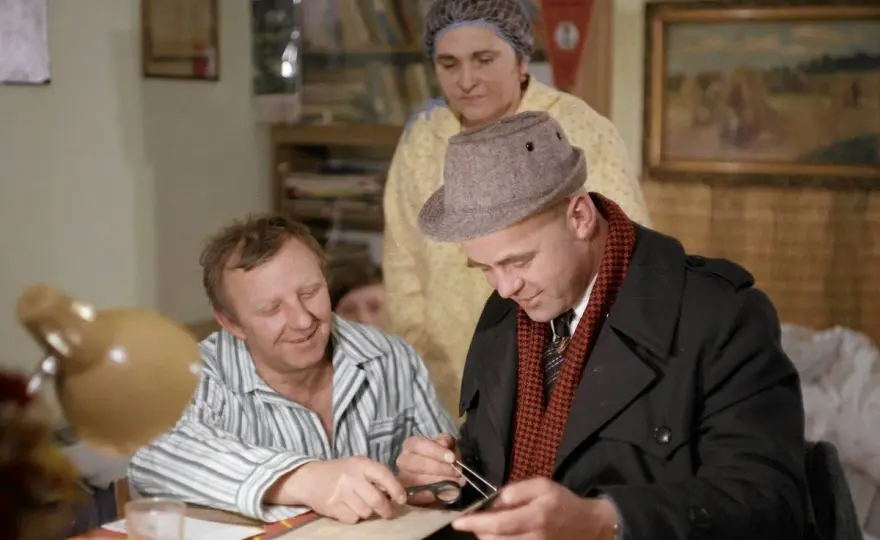Filmy PRL: przegląd kultowych polskich produkcji