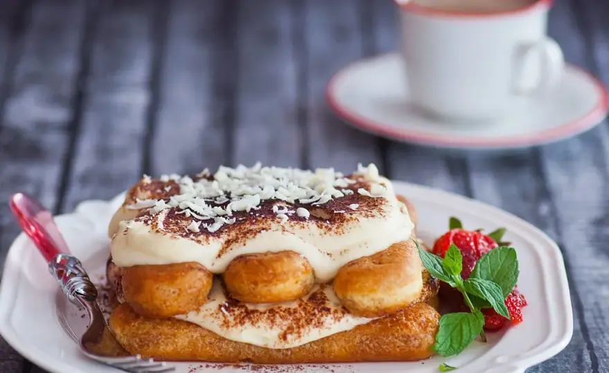 Jaka kawa do tiramisu? Odkryj sekrety idealnego smaku deseru