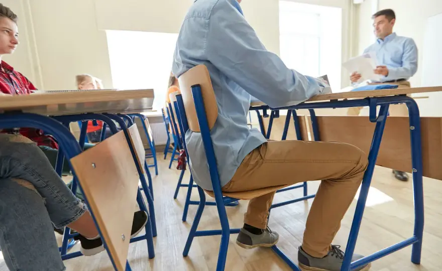 Kompletny zakres obowiązków pomocy nauczyciela w szkole podstawowej