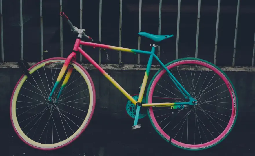 Fahrrad lackieren - DIY oder Profi? Kosten, Tipps & Fehler