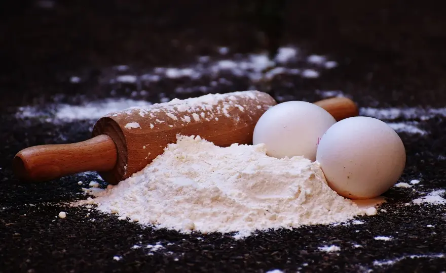Mąka kasztanowa w kuchni - przepisy, cena i gdzie kupić