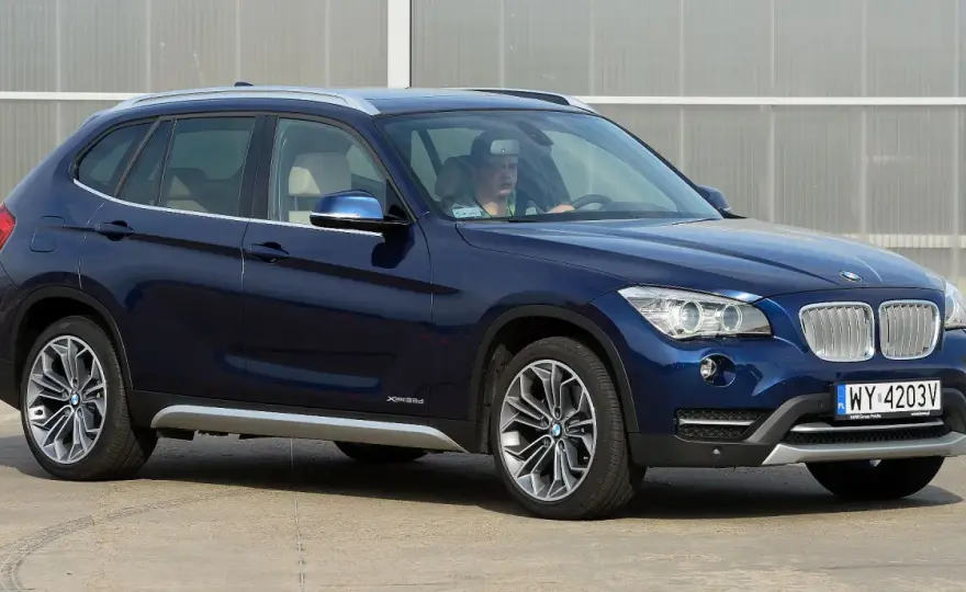 BMW X1 jaki silnik wybrać? Porównanie silników dla najlepszych osiągów
