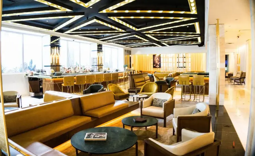 Co to jest lobby w hotelu? Więcej niż hol serce obiektu