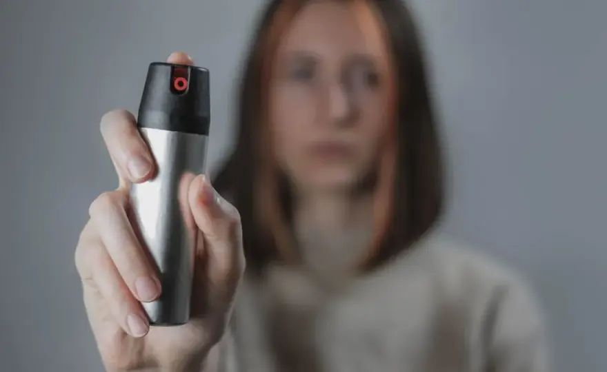 Gaz pieprzowy w Niemczech - Co musisz wiedzieć o Tierabwehrspray?