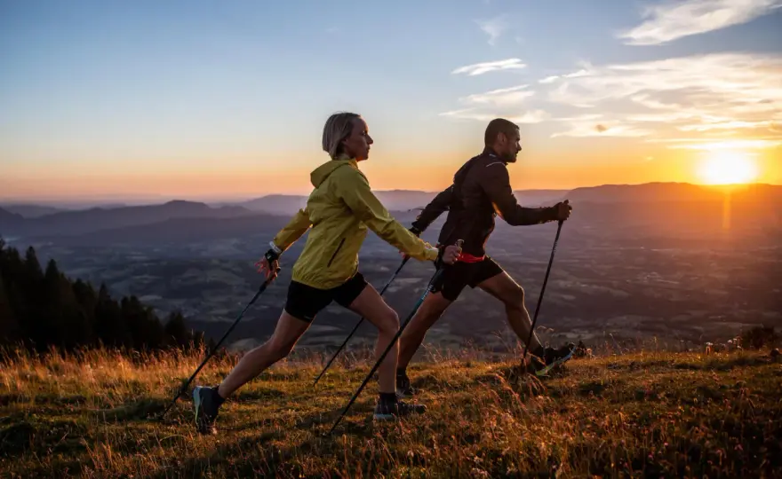 Nordic Walking - Zacznij dobrze: sprzęt, technika, trasy