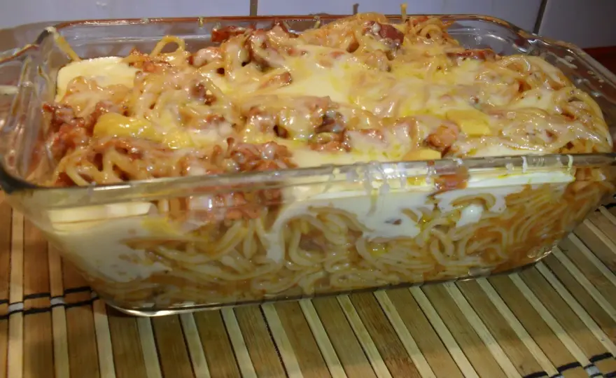 Szybka zapiekanka spaghetti – pyszny przepis na obiad bez trudności
