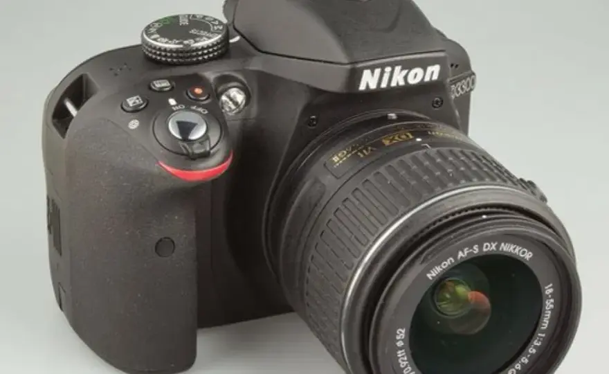 Nikon D3300 w 2026: Czy warto kupić tę lustrzankę? Opinie