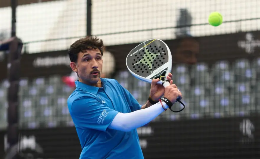 Sanyo Gutiérrez - Il Mago del Padel che insegna ancora oggi