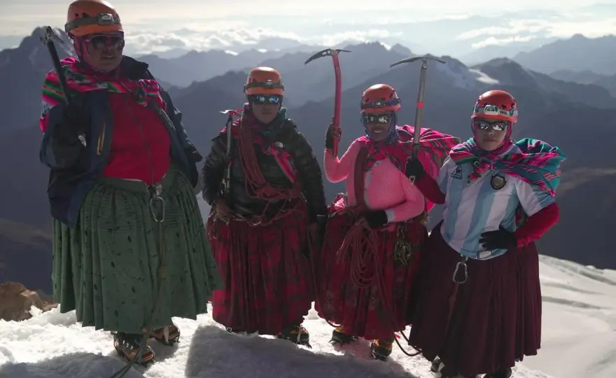 Cholitas Escaladoras - Plus qu'un exploit, une leçon d'alpinisme
