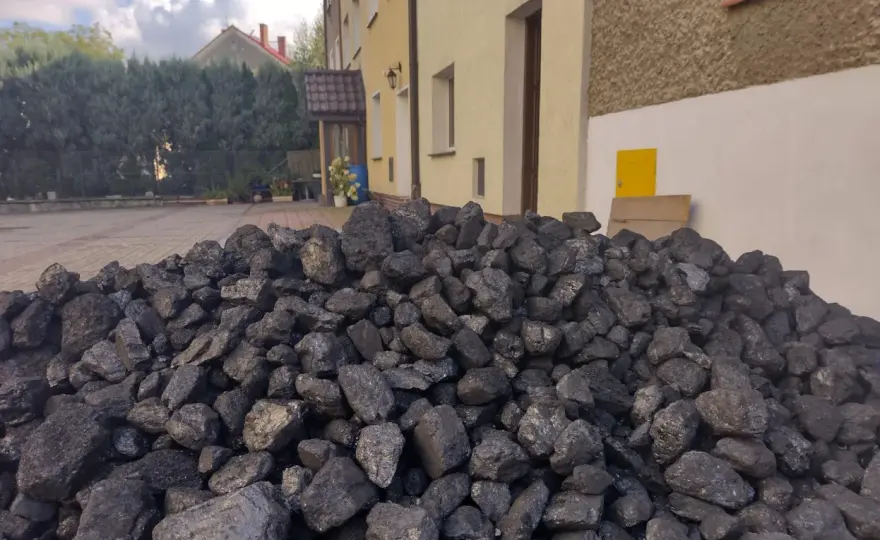 Węgiel prosto z kopalni kurierem - Jak zamawiać i ile to kosztuje?