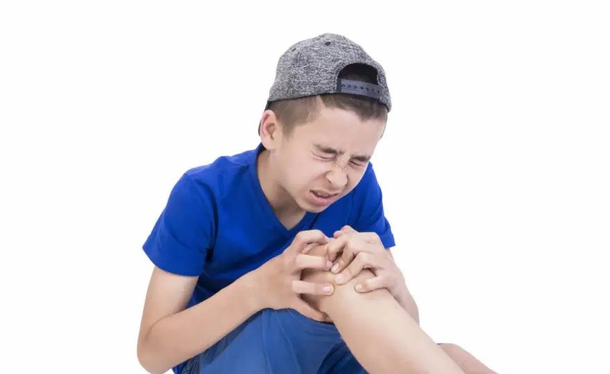 Dolori della crescita nei bambini - come riconoscerli e cosa fare