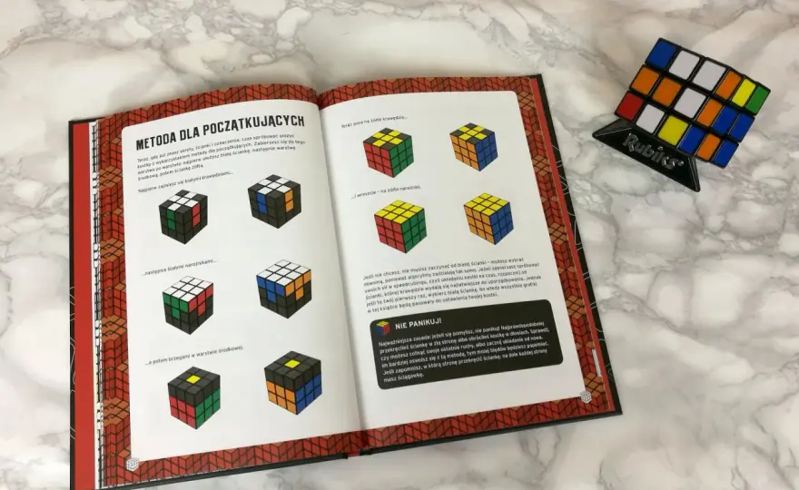 Jak ułożyć kostkę Rubika 3x3? Prosta instrukcja krok po kroku