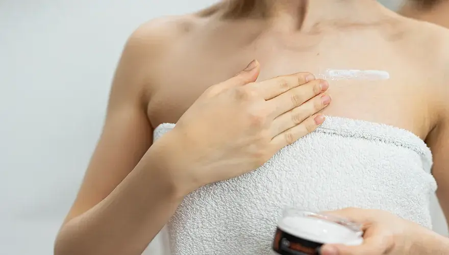 Jak mieć jędrny biust: 8 skutecznych sposobów na ujędrnienie