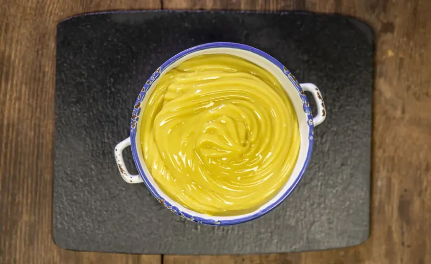 Crema Pasticcera Vegana Perfetta - La Guida Definitiva