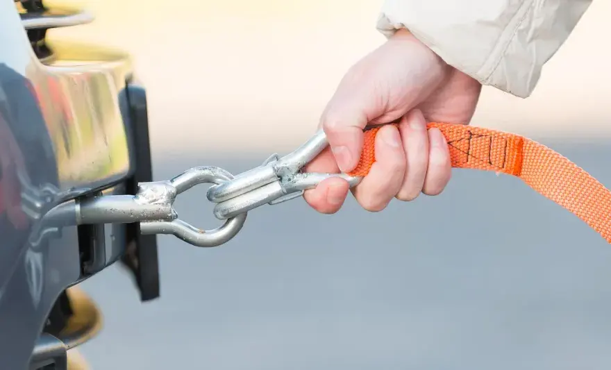 Jak holować auto w Holandii - unikaj błędów i nieprzyjemności