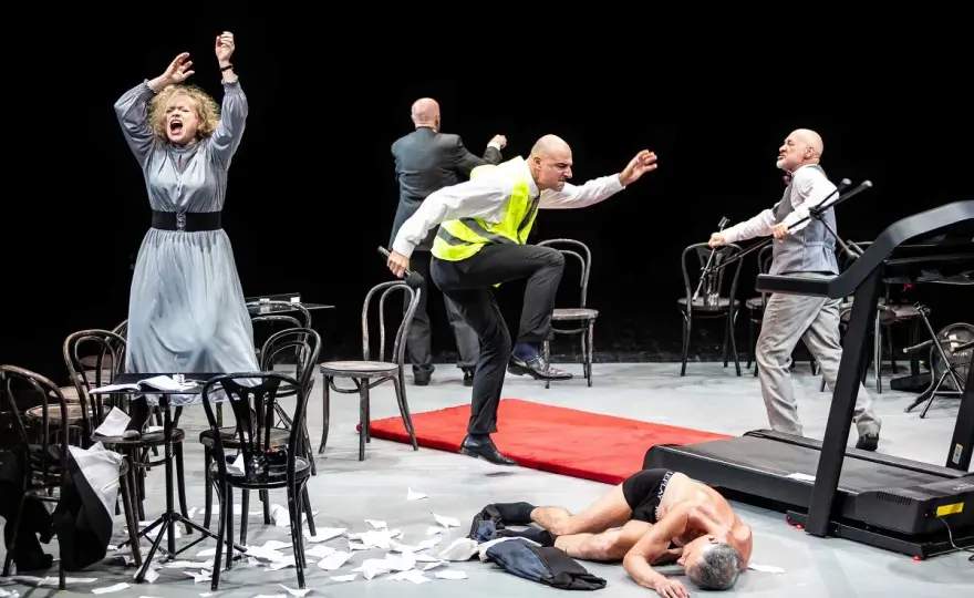 Ile trwa przerwa w teatrze - Poznaj czas antraktu i praktyczne rady
