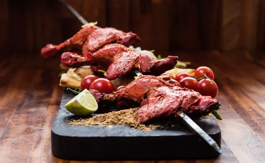 Ile można zarobić na kebabie? Odkryj prawdziwe zarobki i koszty