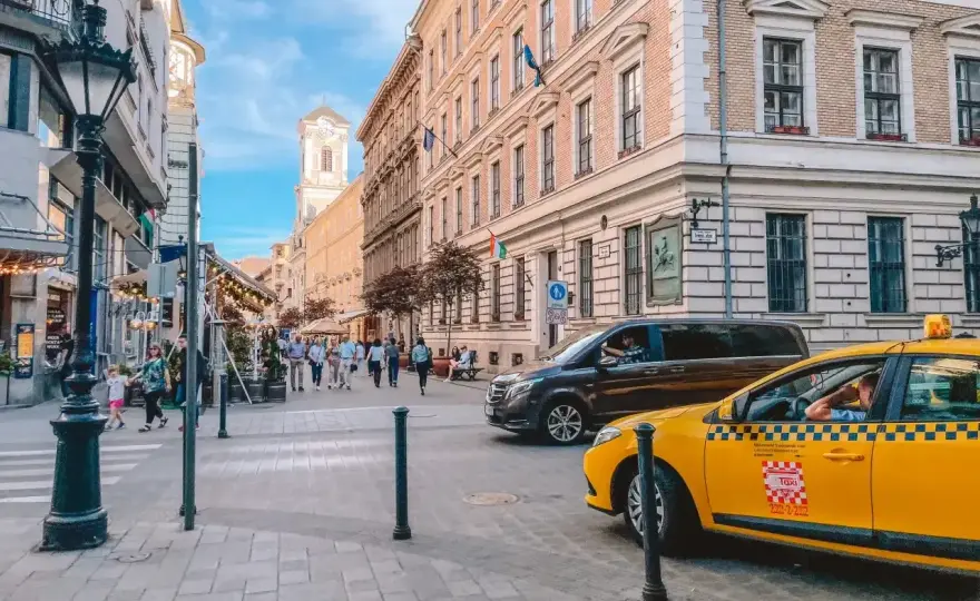 Płatności w Budapeszcie - Waluta, ceny, jak oszczędzić!