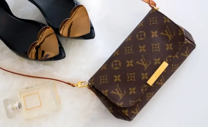 Jak rozpoznać oryginał Louis Vuitton i uniknąć podróbek