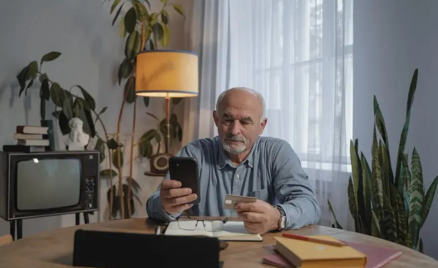 Lombard - przedłużenie umowy. Ile zapłacisz i na co uważać?