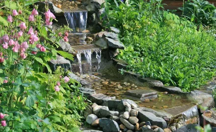 Wasserfall im Garten - So gelingt die perfekte Planung