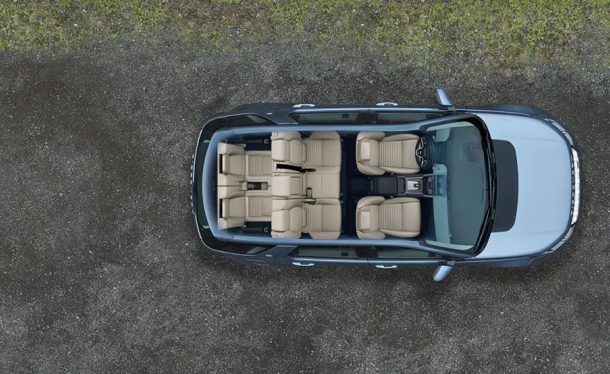 Land Rover Discovery - Cena, 7 miejsc i możliwości. Czy warto kupić?