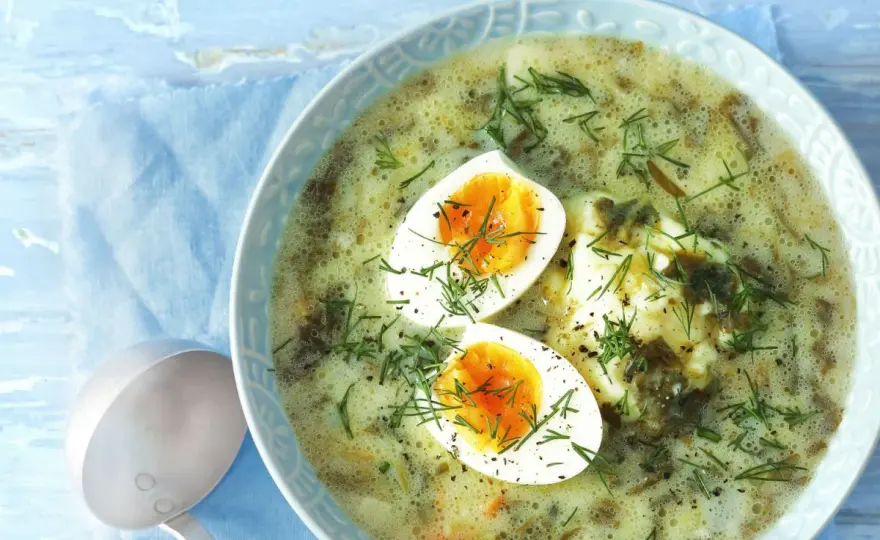 Zupa szczawiowa ze słoika! Jak przygotować ten smak lata zimą?