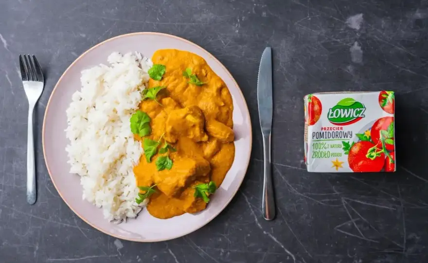 Butter chicken z ryżem basmati i naan - prosty przepis