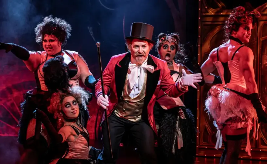 Moulin Rouge i Stockholm - musikalen som fyllde China Teatern