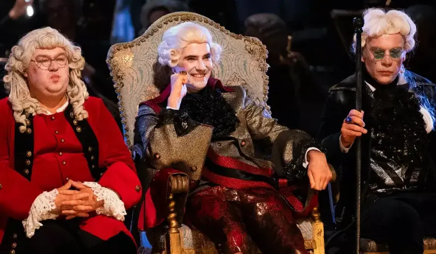Na co warto iść do teatru? Odkryj emocje i niezapomniane spektakle