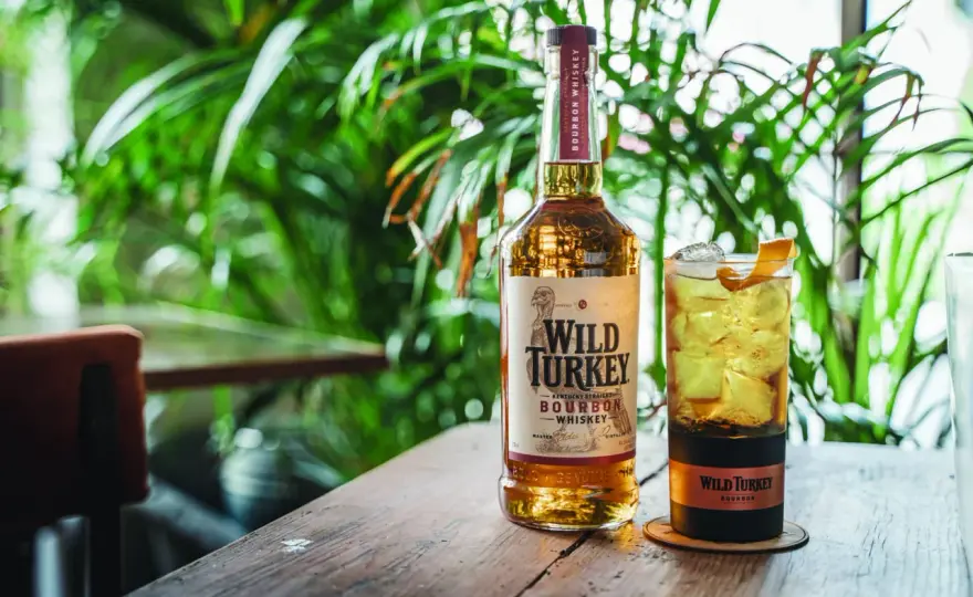 Cocktail con Bourbon - Guida ai 5 drink perfetti e segreti